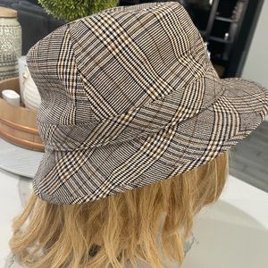 ANOMA plaid hat Sz 7/8